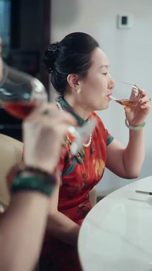 咬一口甜梨（80集）最新热播短剧抢先看