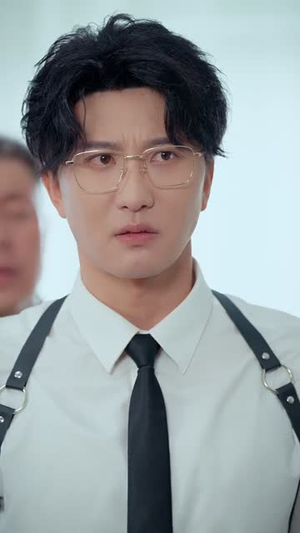 穿书反派：开局，我绑架了女主（全集）全集短剧免费在线观看