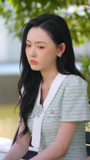 学姐请庇护（60集）热门短剧追不停