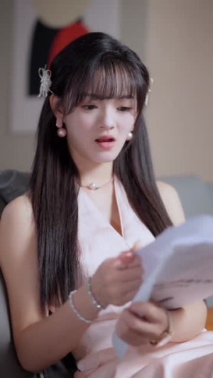 顶流她疯且迷人（78集）精彩短剧持续更新