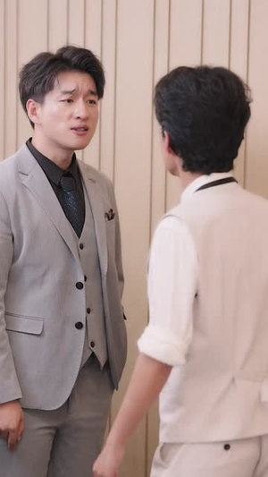 让你当挡箭牌，你真把老板娶了（61集）直接看到大结局的短剧资源