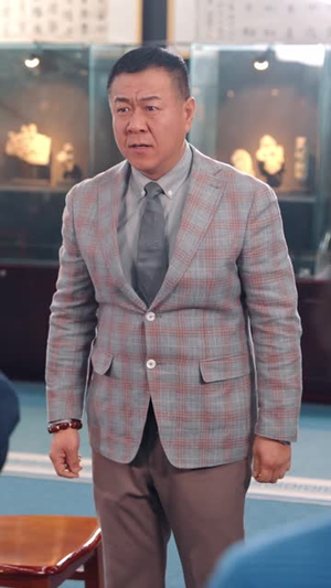 拒当接盘侠：重生鉴宝赚疯了（70集）超火短剧抢先看