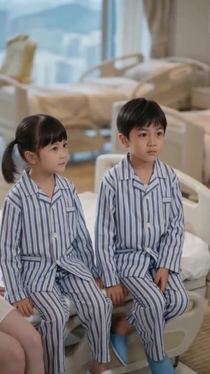 五年后，她携三继承人炸翻全球（77集）又一部超火短剧抢先看